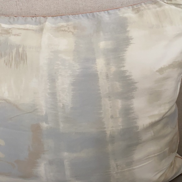 Hugo Boss Standard Sham - Picture 2 of 4